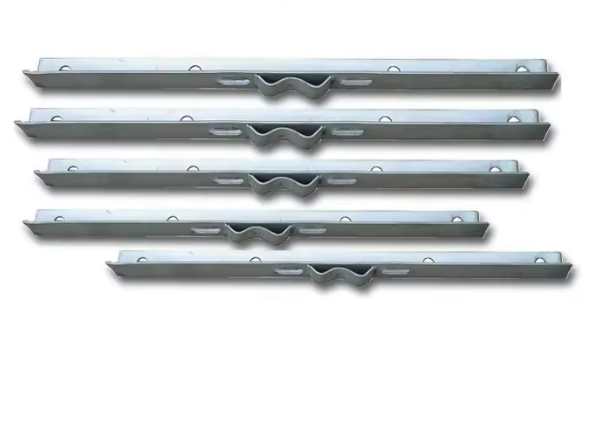 hot dip galvanized 4 wire crossarm, customizable 10kv/35kv power line fitting